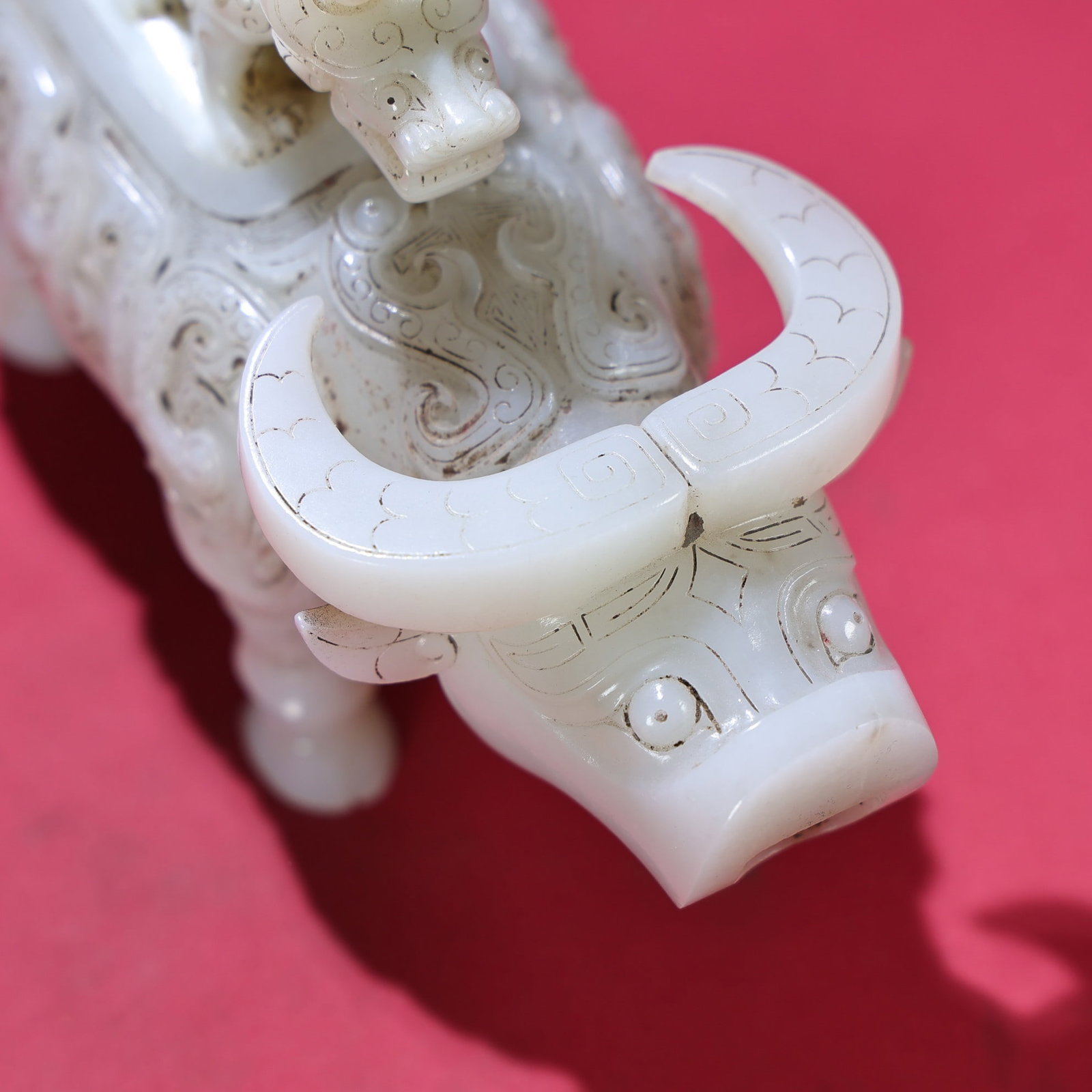 Vintage Han Dynasty Hetian Jade Ox Statue - Zun - 5