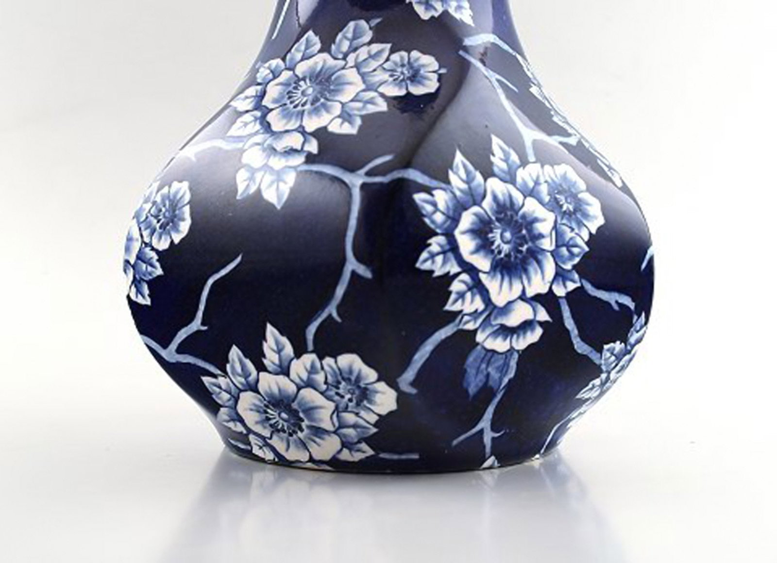 Rorstrand "Nang-King" vase in earthenware decorated with flowers. - 4