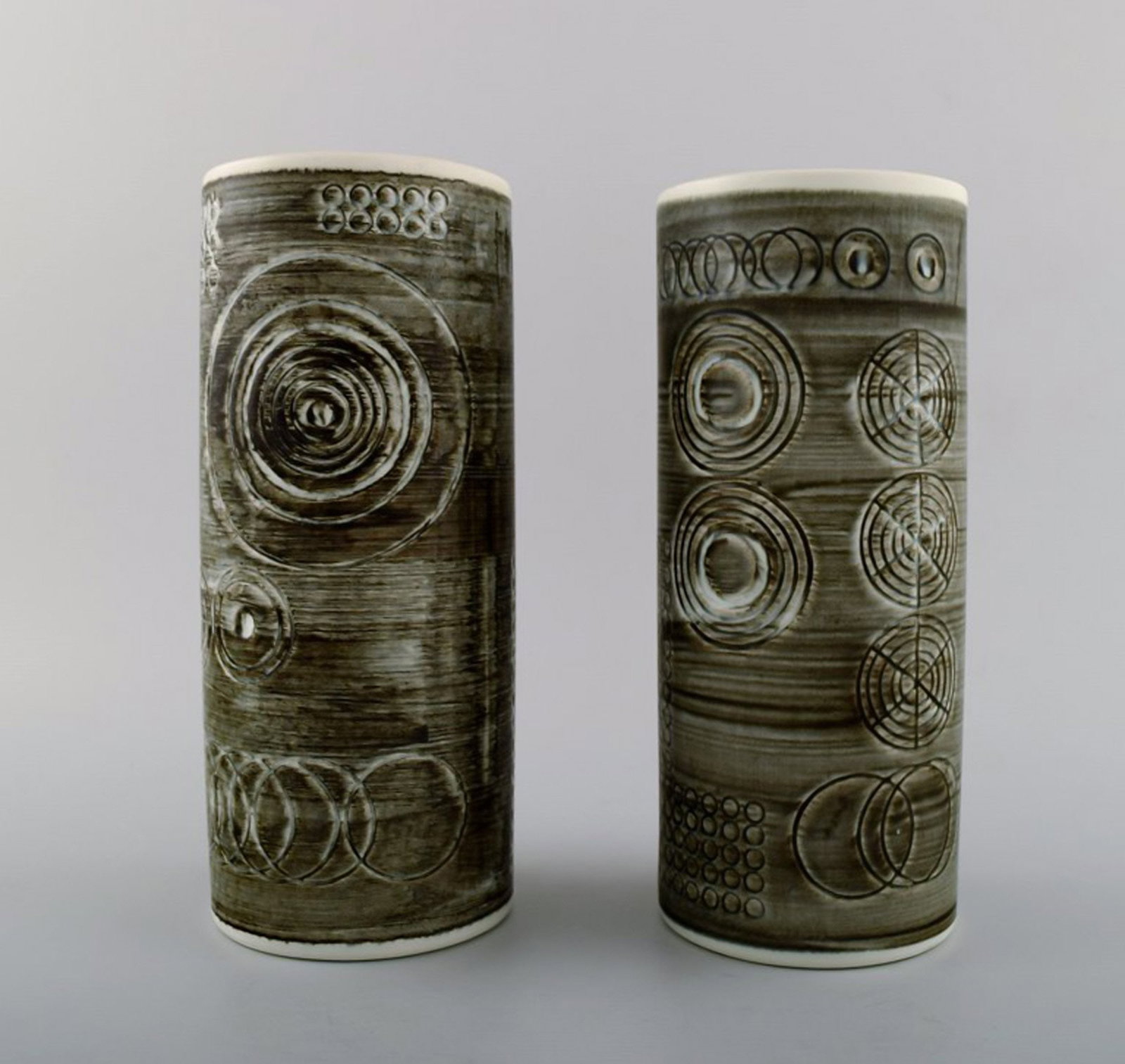 A pair of retro vases "Sarek", stoneware, Olle Alberius, Rorstrand. 1960 / 70s. (1 of 8)
