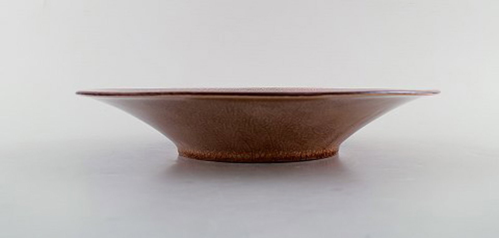 Rorstrand. Large "Adelborg" bowl in glazed crackled faience with floral motif. 1920 / 30's. - 4