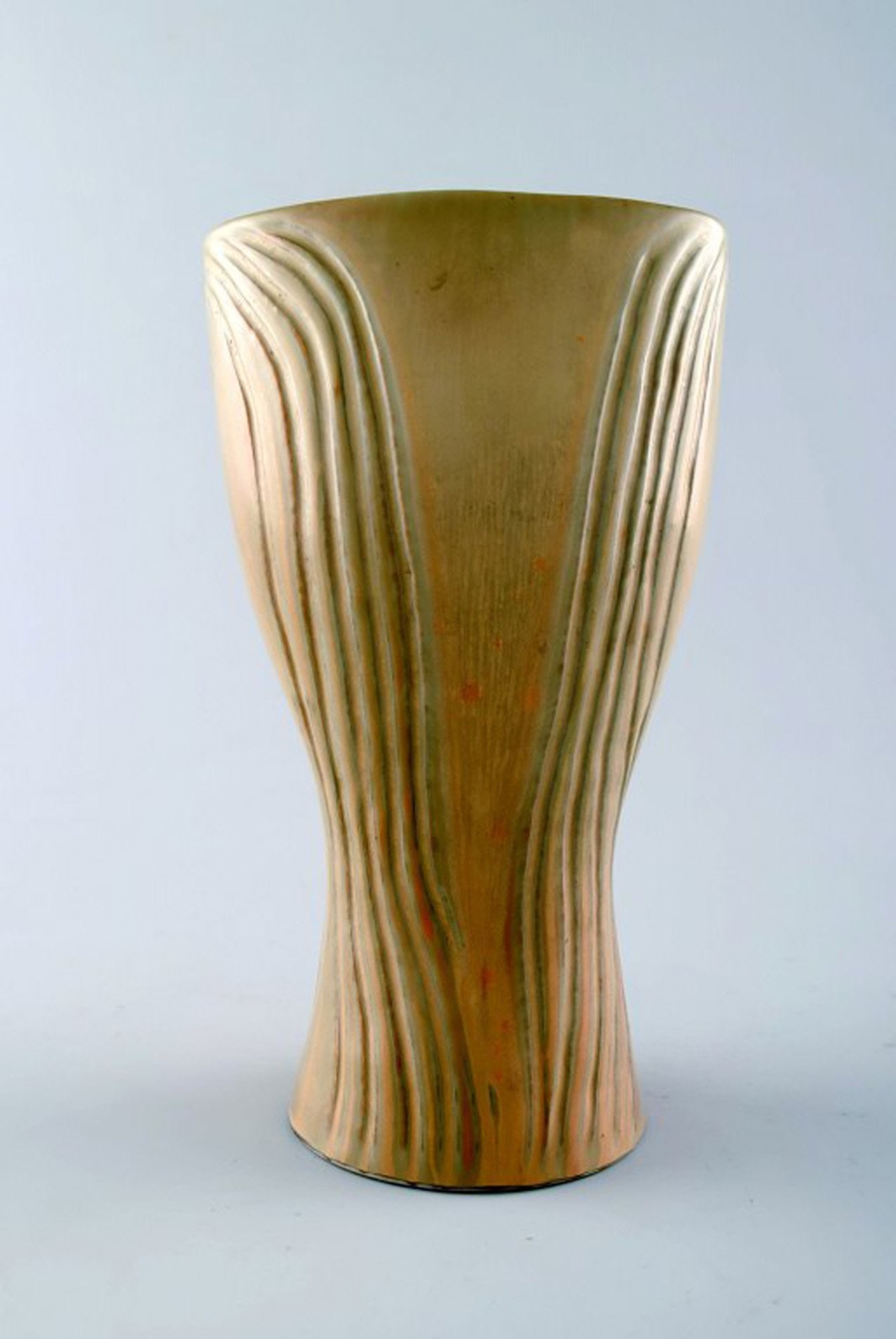 Carl Harry Stålhane/Stalhane, Rorstrand/Rorstrand stoneware vase. Rare form.: Title: Carl Harry Stålhane/Stalhane, Rorstrand/Rorstrand stoneware vase. Rare form. Description: Carl Harry Stålhane/Stalhane, Rorstrand/Rorstrand stoneware vase. Rare form. In perfect condition, 2n