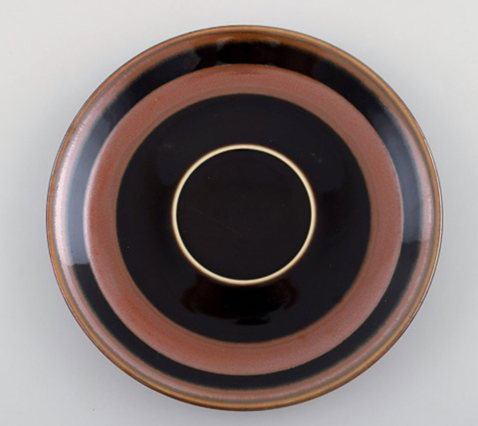 Carl-Harry Stålhane for Rorstrand. Set of four "Viking" teacups with saucers and four plates. - 5