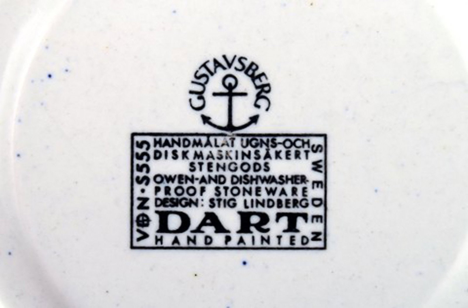 Stig Lindberg (1916-1982), Gustavsberg. 5 sets of "Darts" coffee cups in hand painted stoneware. - 5