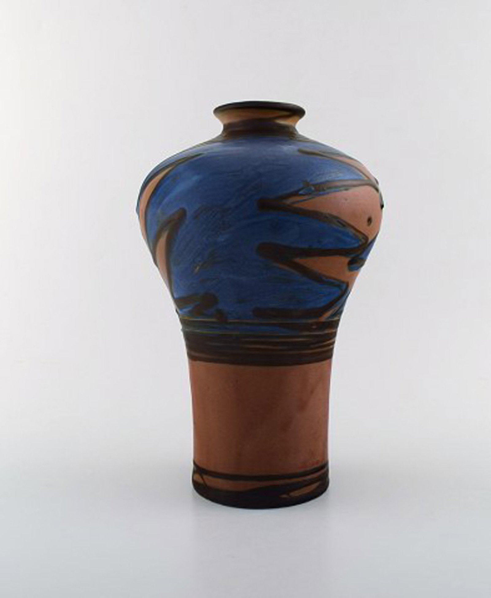 Kahler, HAK, glazed stoneware vase in modern design. 1930 / 40's. Cow horn technique. Blue flowers - 3
