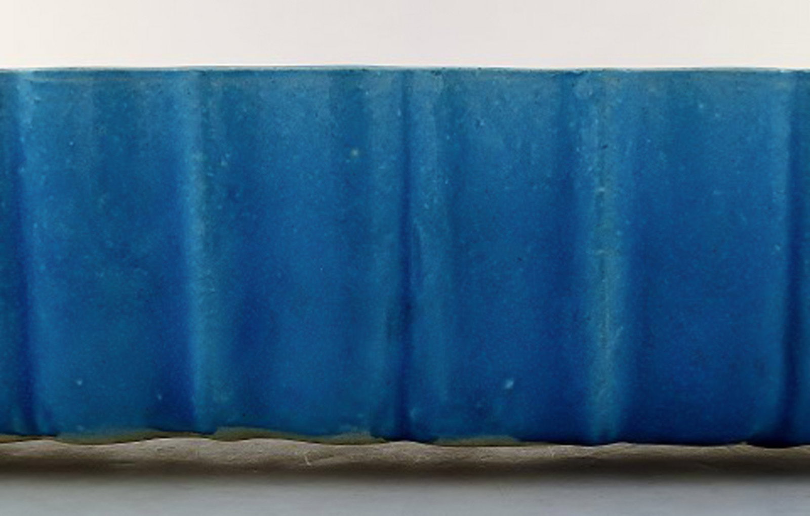 Nils Kahler for Kahler, Denmark. Glazed flower basin / jardiniere in beautiful turquoise glaze. 1960 - 5