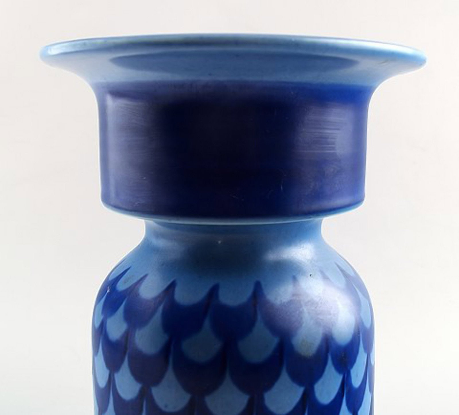 Margareta HenniX (born 1941) for Gustavberg. - 4