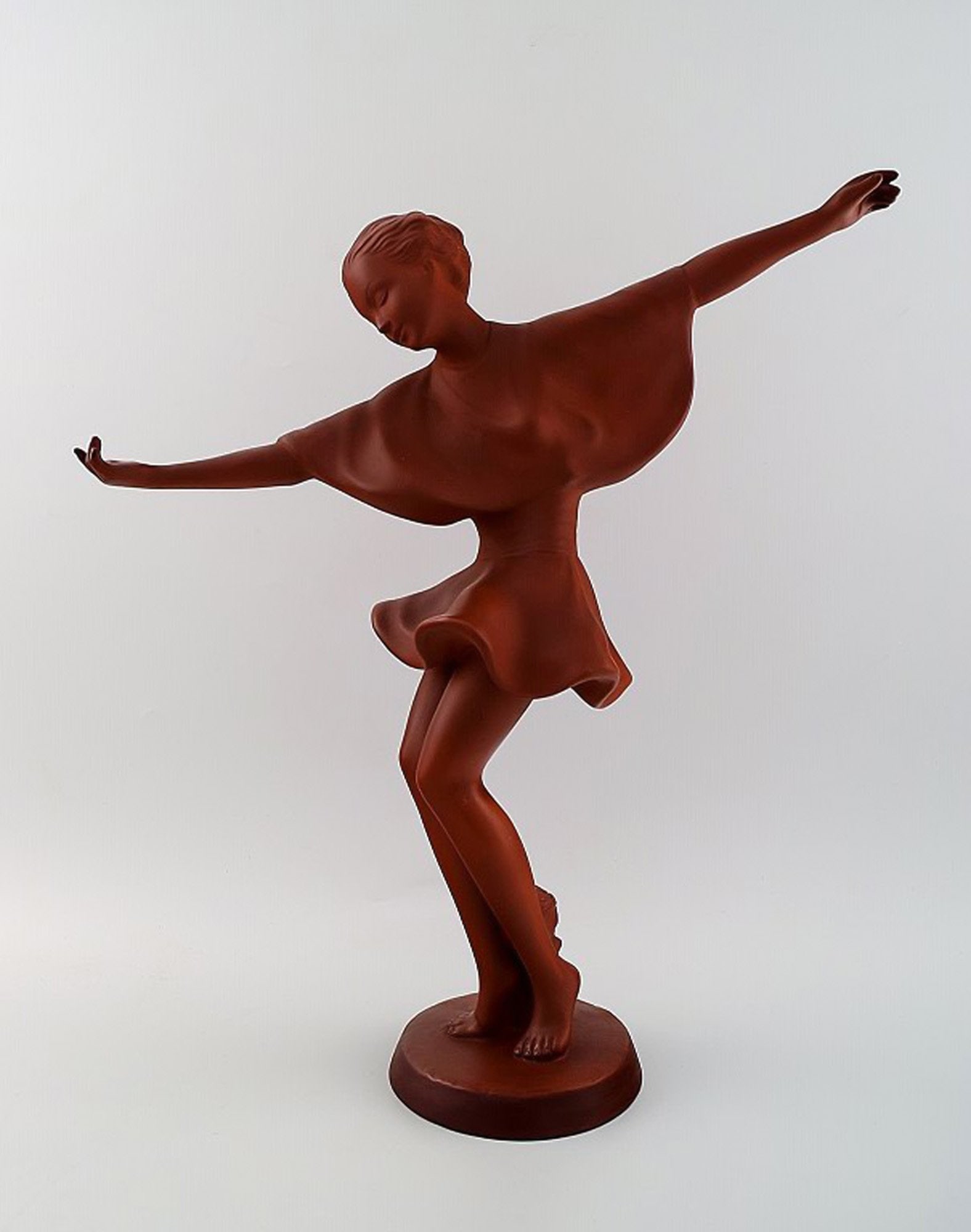 Keramos, Vienna, dancing woman, figure in red clay. Art Deco.: Title: Keramos, Vienna, dancing woman, figure in red clay. Art Deco. Description: Keramos, Vienna, dancing woman, figure in red clay. Art Deco. Model Number 8713. Beautiful figure, approX. 1940s. Meas