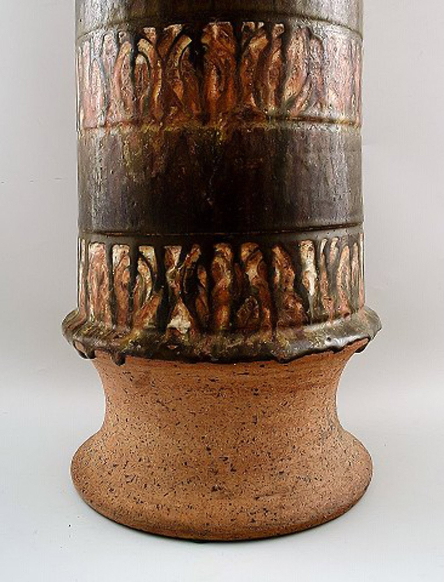 Rabiusla Herrliber, Swiss ceramist, monumental floor vase. - 4