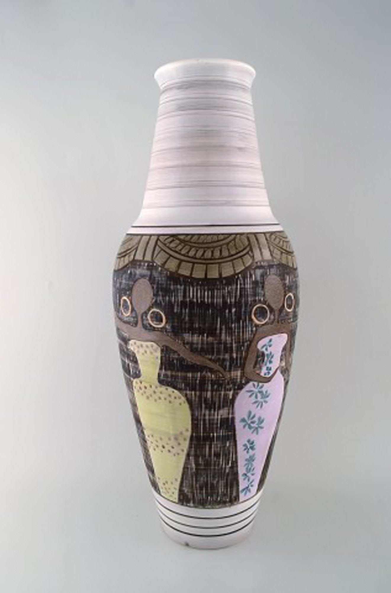 Laholm keramik. Colossal unique floor vase in glazed ceramics with negresses in colorful dresses. - 4