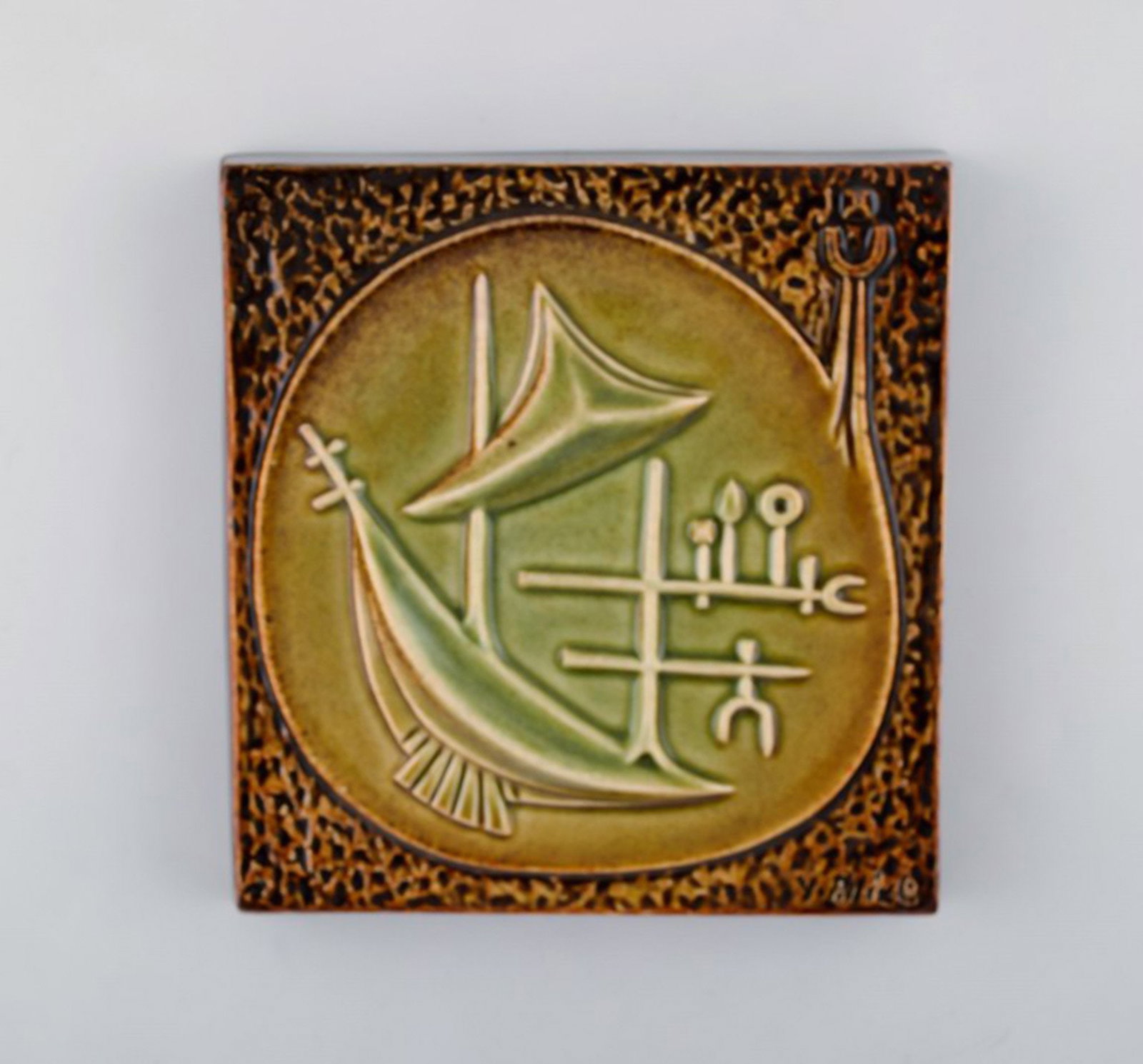 Yngve BliXt (1920-1981) Sweden. Wall plaque in glazed stoneware decorated with sailboat. 1970's.: Title: Yngve BliXt (1920-1981) Sweden. Wall plaque in glazed stoneware decorated with sailboat. 1970's. Description: Yngve BliXt (1920-1981) Sweden. Wall plaque in glazed stoneware decorated with