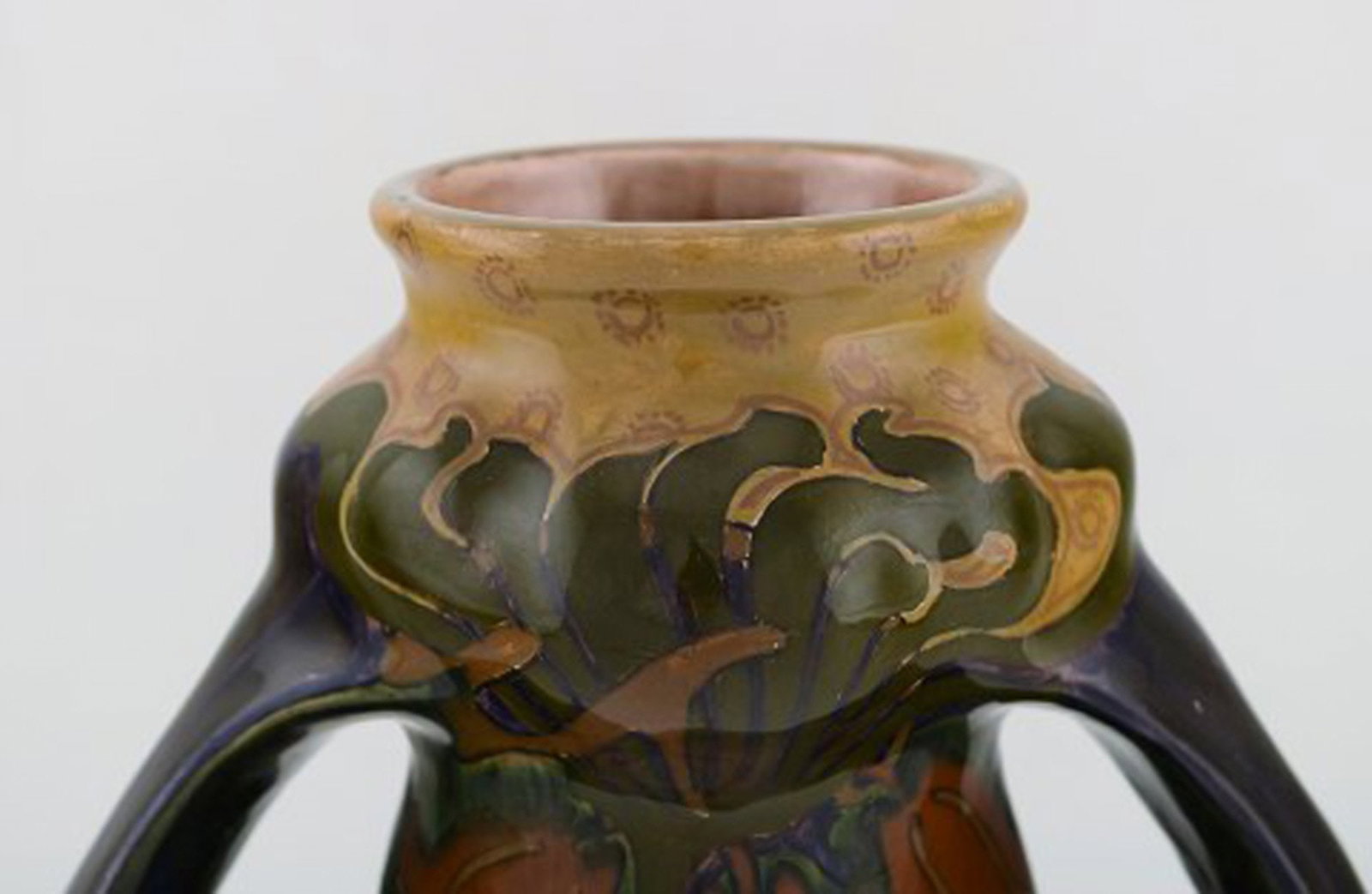 Rozenburg, Den Haag. Large art nouveau vase with gloves in glazed ceramics with flowers. 1910 / - 6