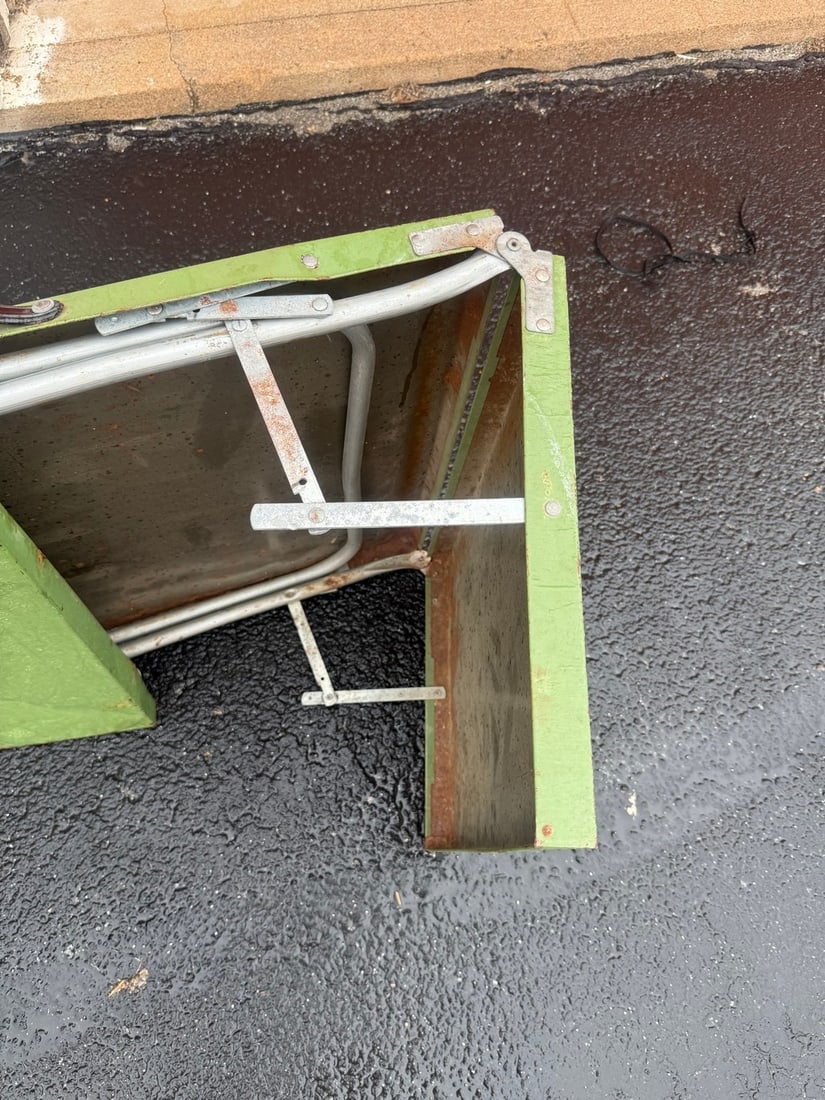 Vintage Green Folding Card Table - 2