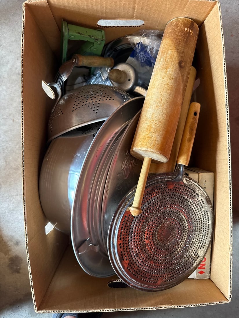Collection of Vintage Kitchenware, including Cake Pan and Rolling Pin - 2