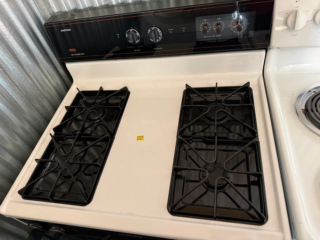 Tappan Self-Cleaning Gas Range - 2
