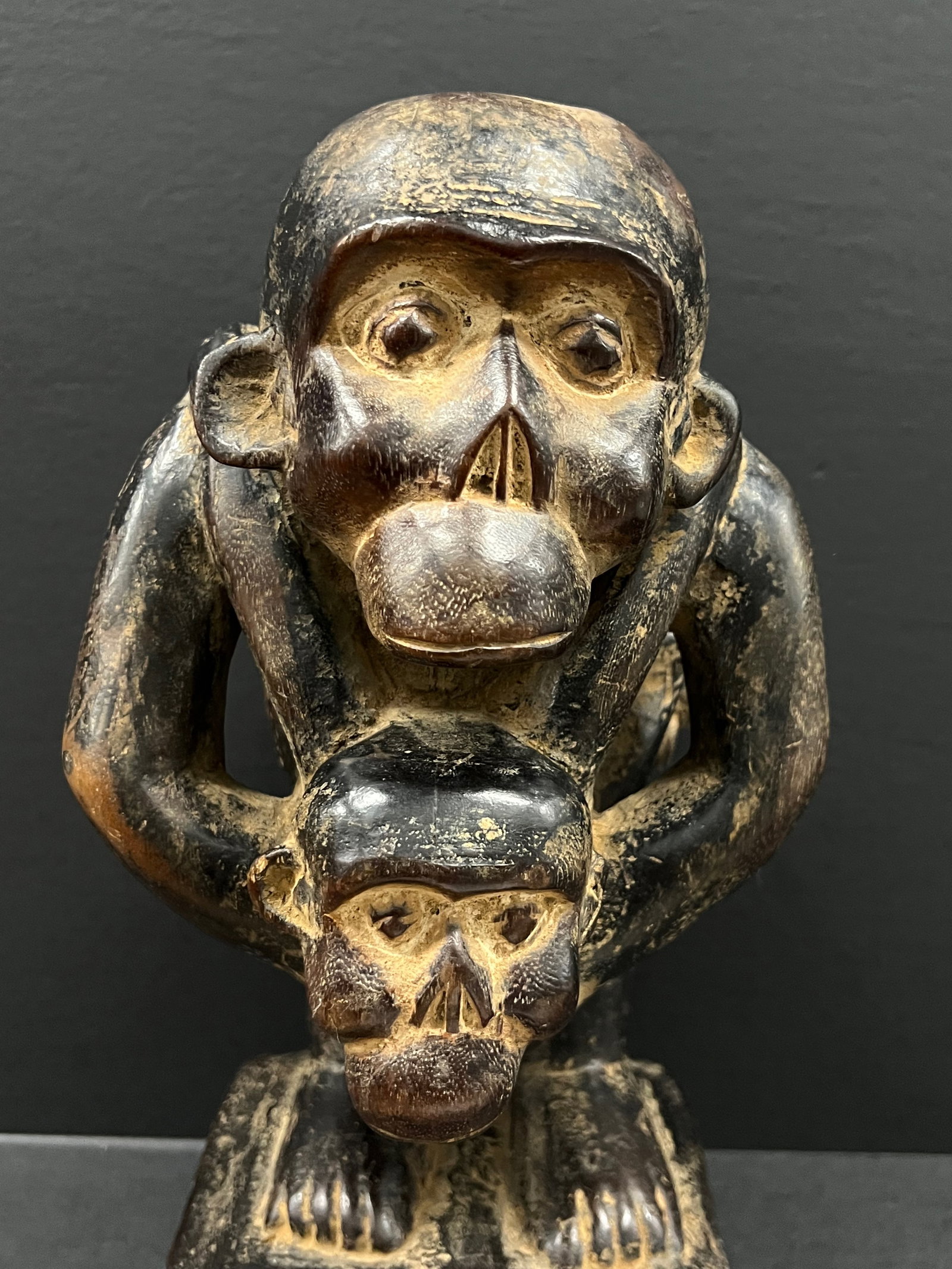 African Tribal Art Carved Wood Bulu Monkey Statue - 2
