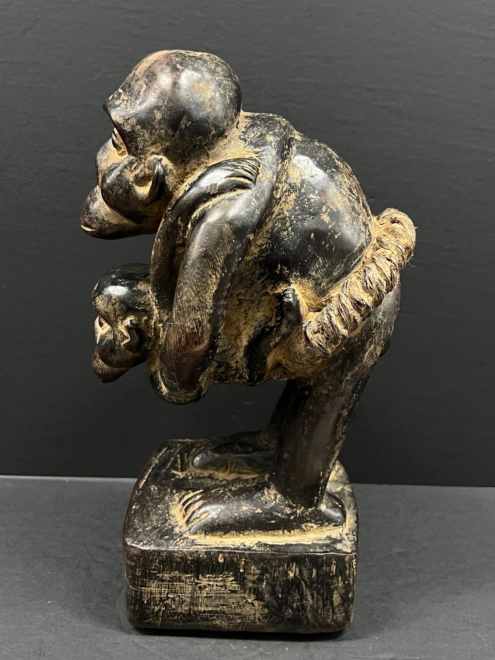 African Tribal Art Carved Wood Bulu Monkey Statue - 6