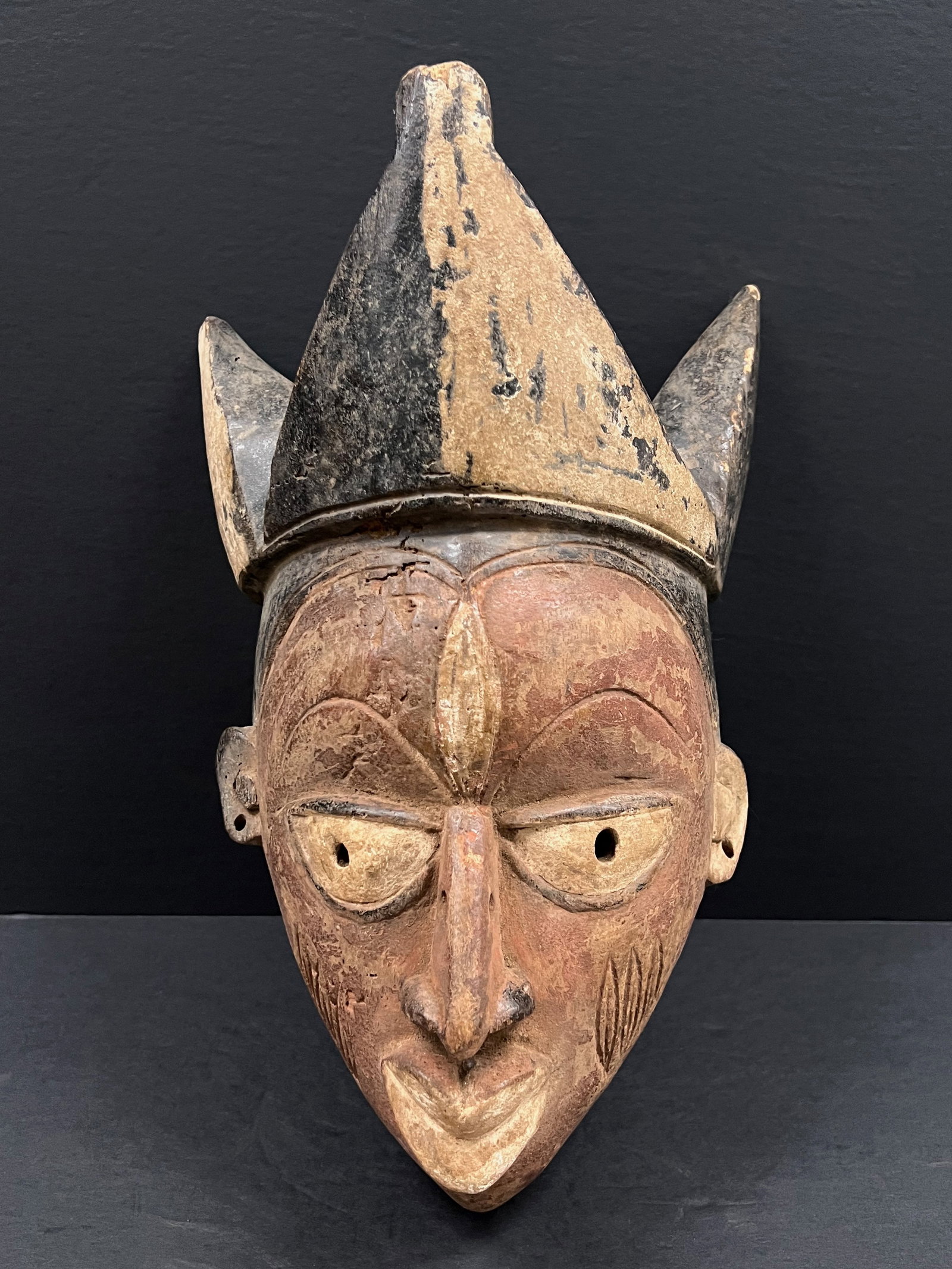 African Tribal Art Carved Wood Yuroba Mask (1 of 7)