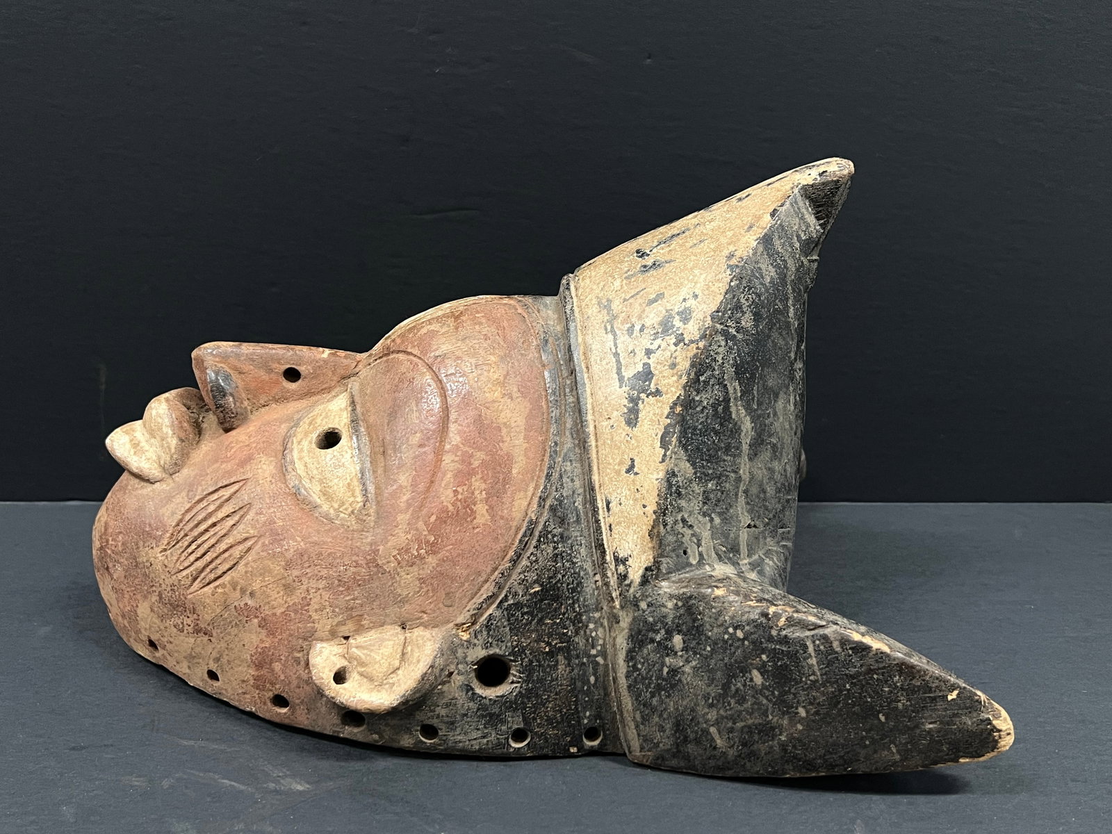 African Tribal Art Carved Wood Yuroba Mask - 6