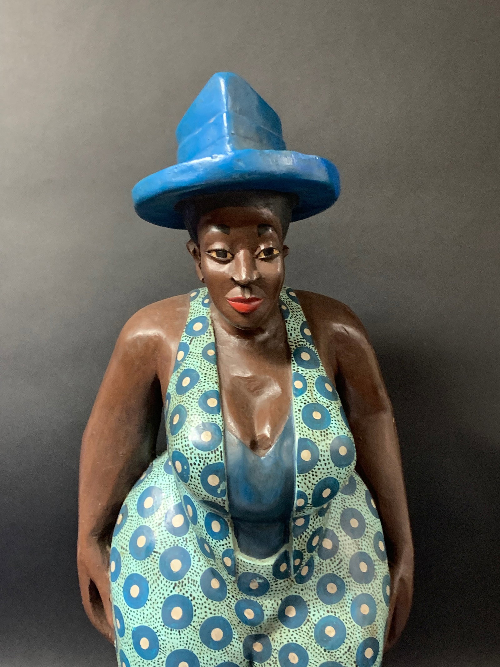 African Tribal Art Carved Wood Large Female Colonial Statue - 2