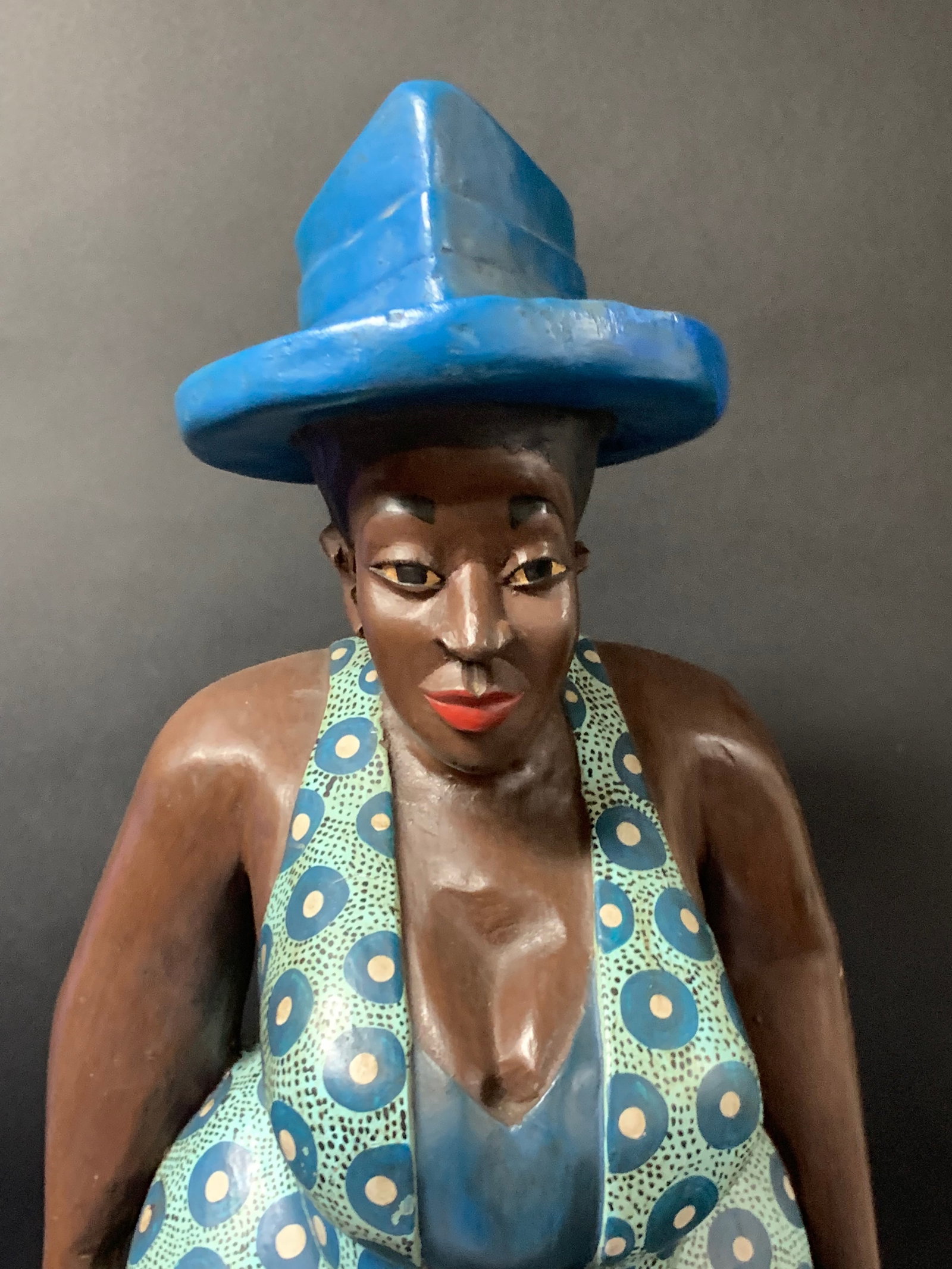 African Tribal Art Carved Wood Large Female Colonial Statue - 3