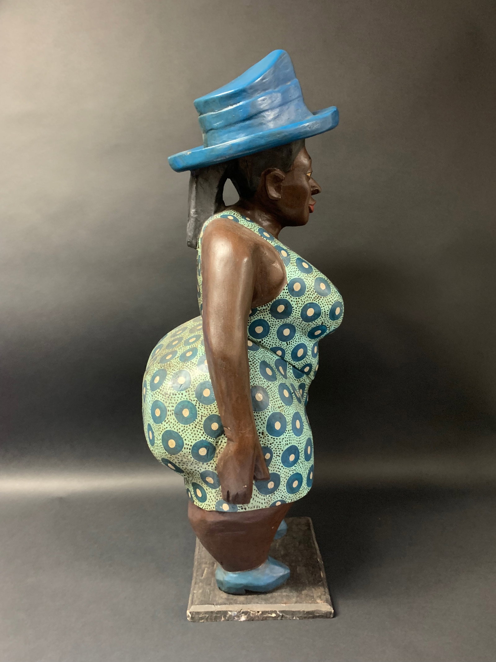 African Tribal Art Carved Wood Large Female Colonial Statue - 5