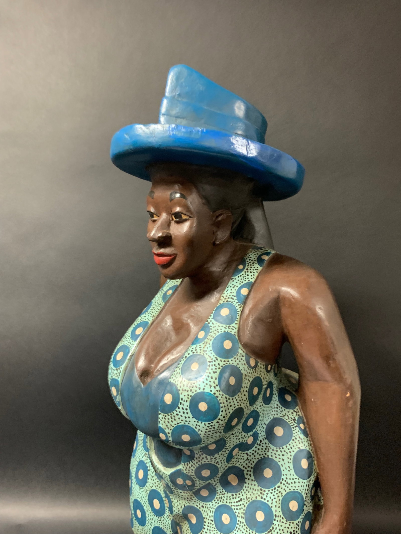 African Tribal Art Carved Wood Large Female Colonial Statue - 7