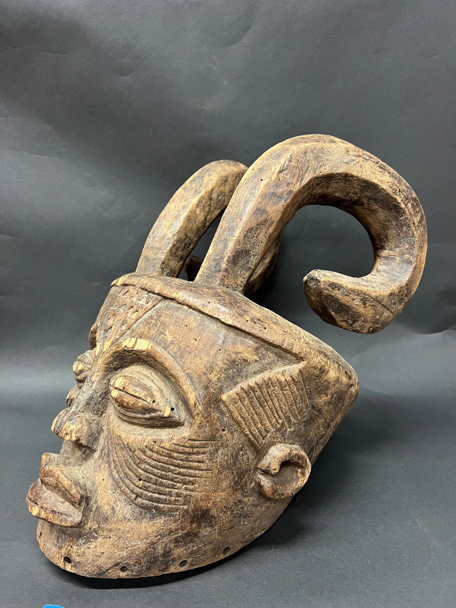 African Tribal Art Carved Wood Kuba Helmet Mask - 4