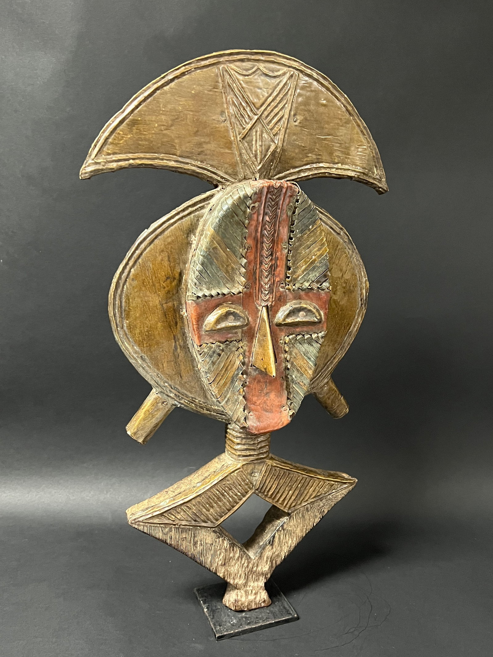African Tribal Art Carved Wood Bakota Reliquary Guardian Statue - 2