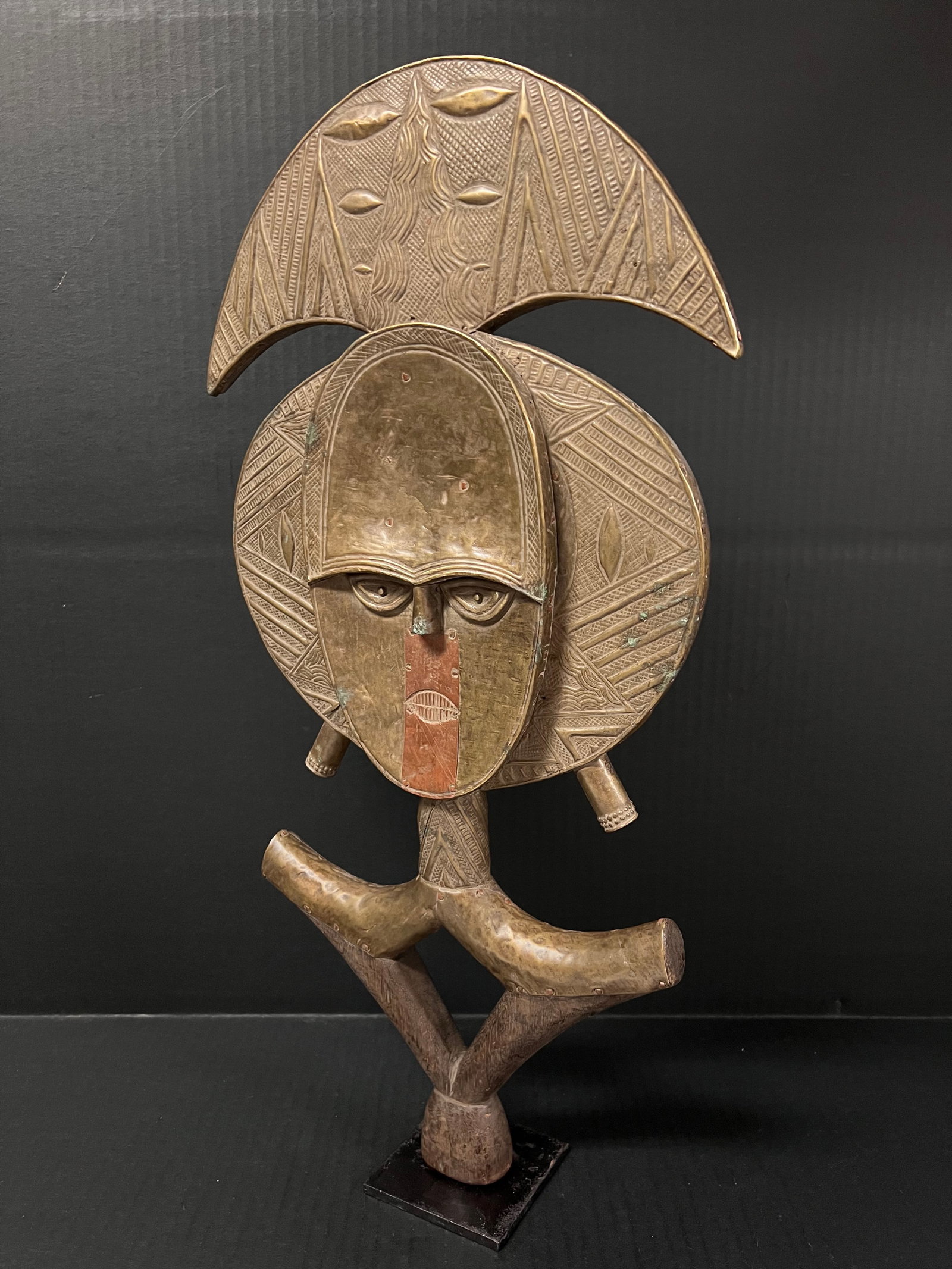 African Tribal Art Carved Wood Bakota Reliquary Guardian Statue - 4