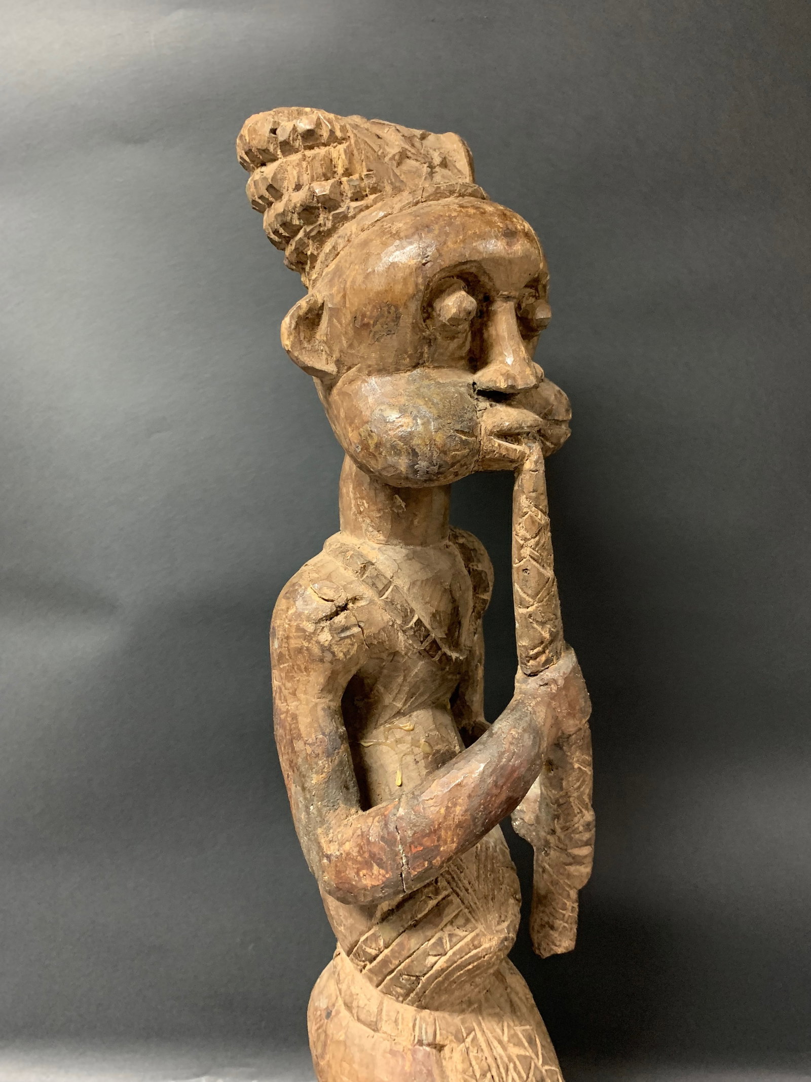 African Tribal Art Carved Wood Bamileke Statue - 5