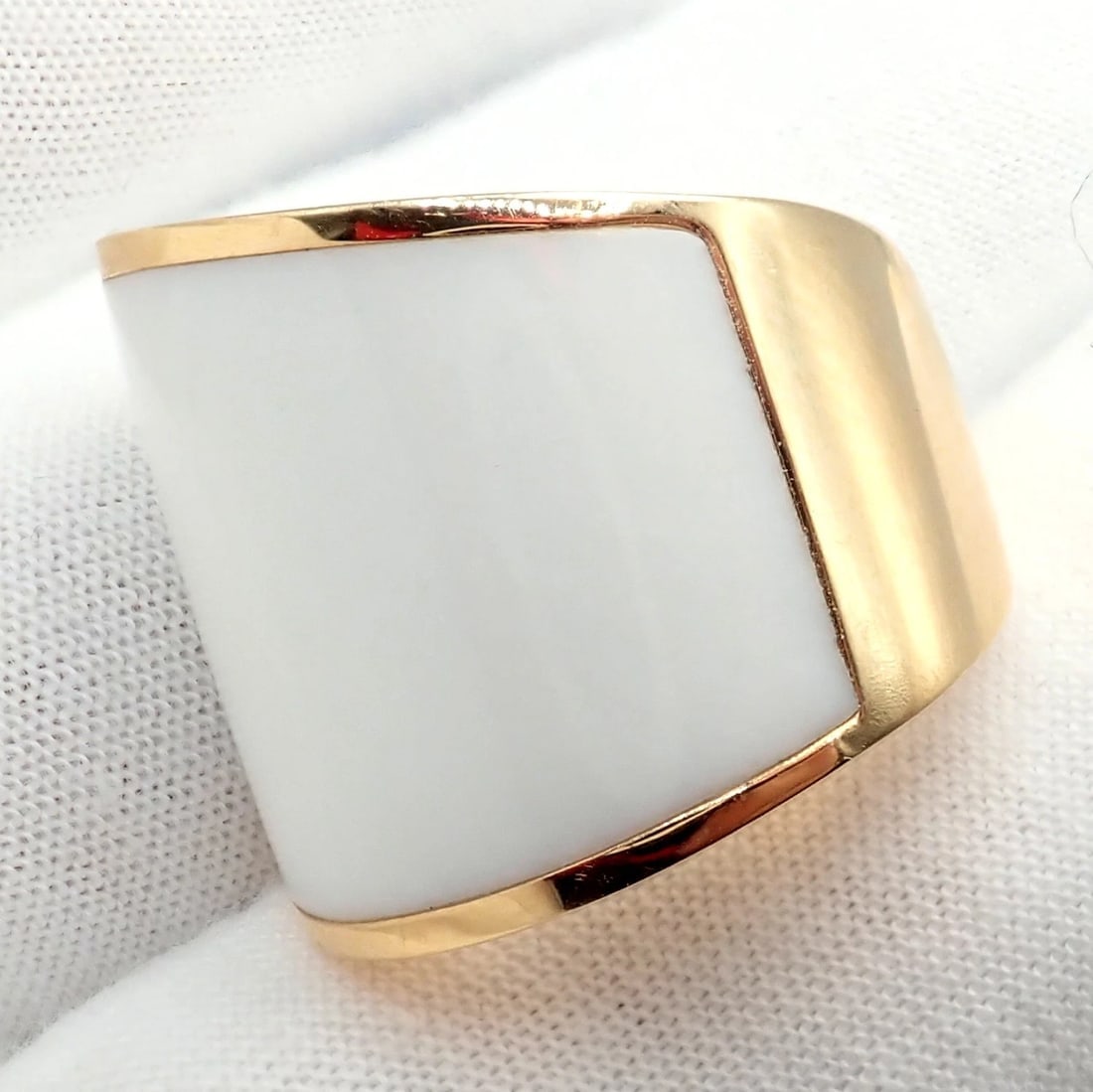 Rare! Vhernier 18k Rose Gold Vague Crossover Camuration Cacholong Ring sz 6 - 5