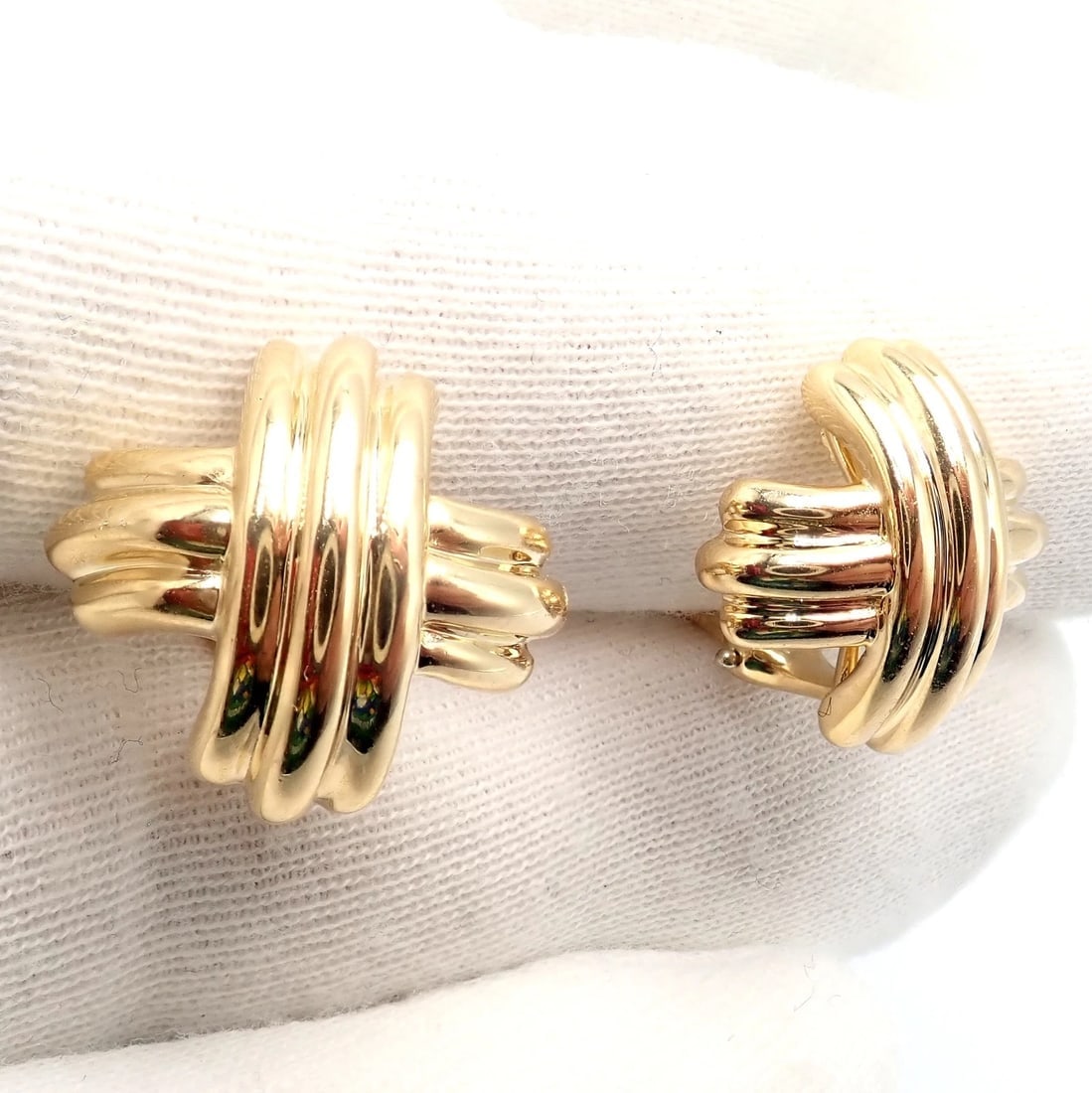 Authentic! Vintage Tiffany & Co X Kiss 18k Yellow Gold Medium Earrings - 7