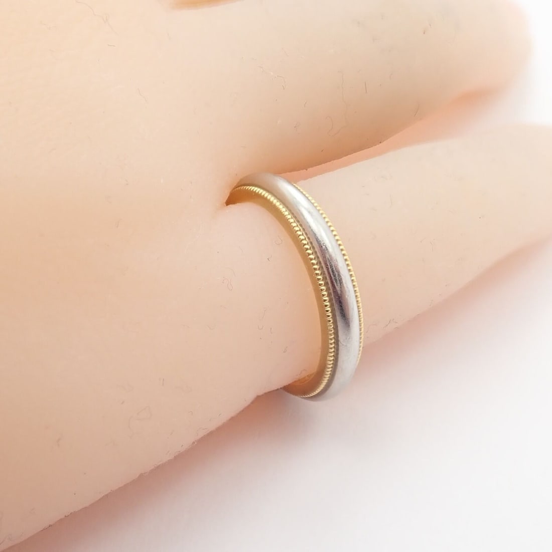Tiffany & Co. 18k Yellow Gold Platinum 4mm Band Classic Milgrain Ring Sz 5 - 2