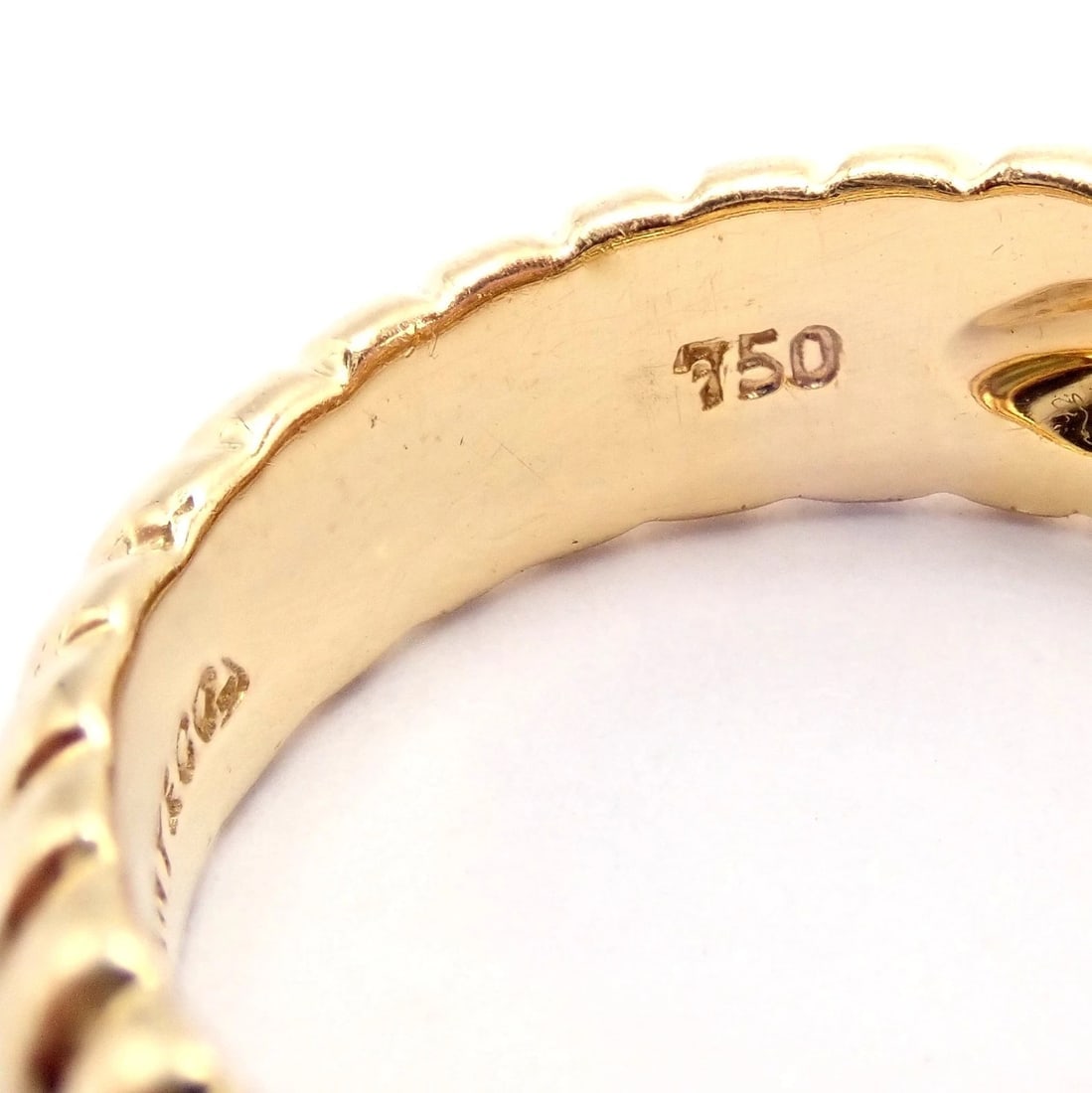 Vintage! Authentic Tiffany & Co 18k Yellow Gold Scalloped Heart Peridot Ring - 7