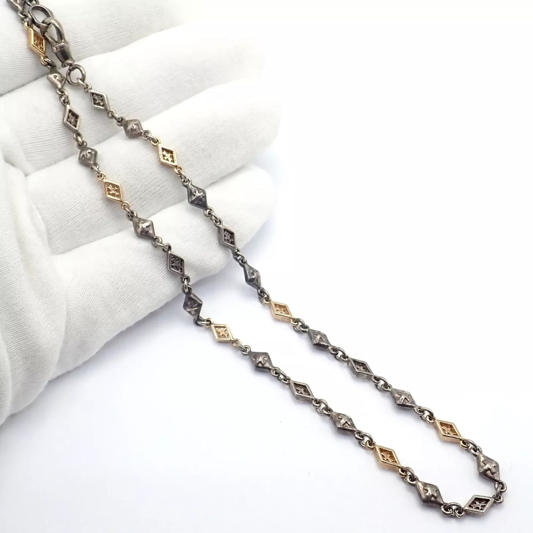 Authentic! Loree Rodkin 18k Yellow Gold + Silver 16" Chain Necklace - 7