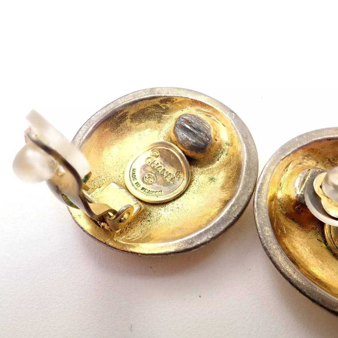 Rare! Vintage Chanel Paris France CC Logos Button Earrings Early 1980's - 4