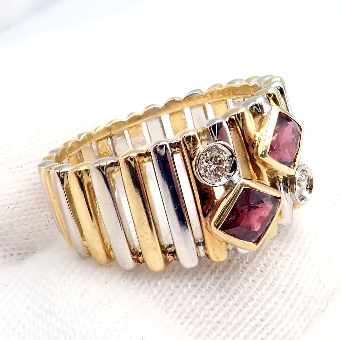 Rare! Authentic Van Cleef & Arpels 18k Yellow + White Gold Diamond Ruby Ring - 2