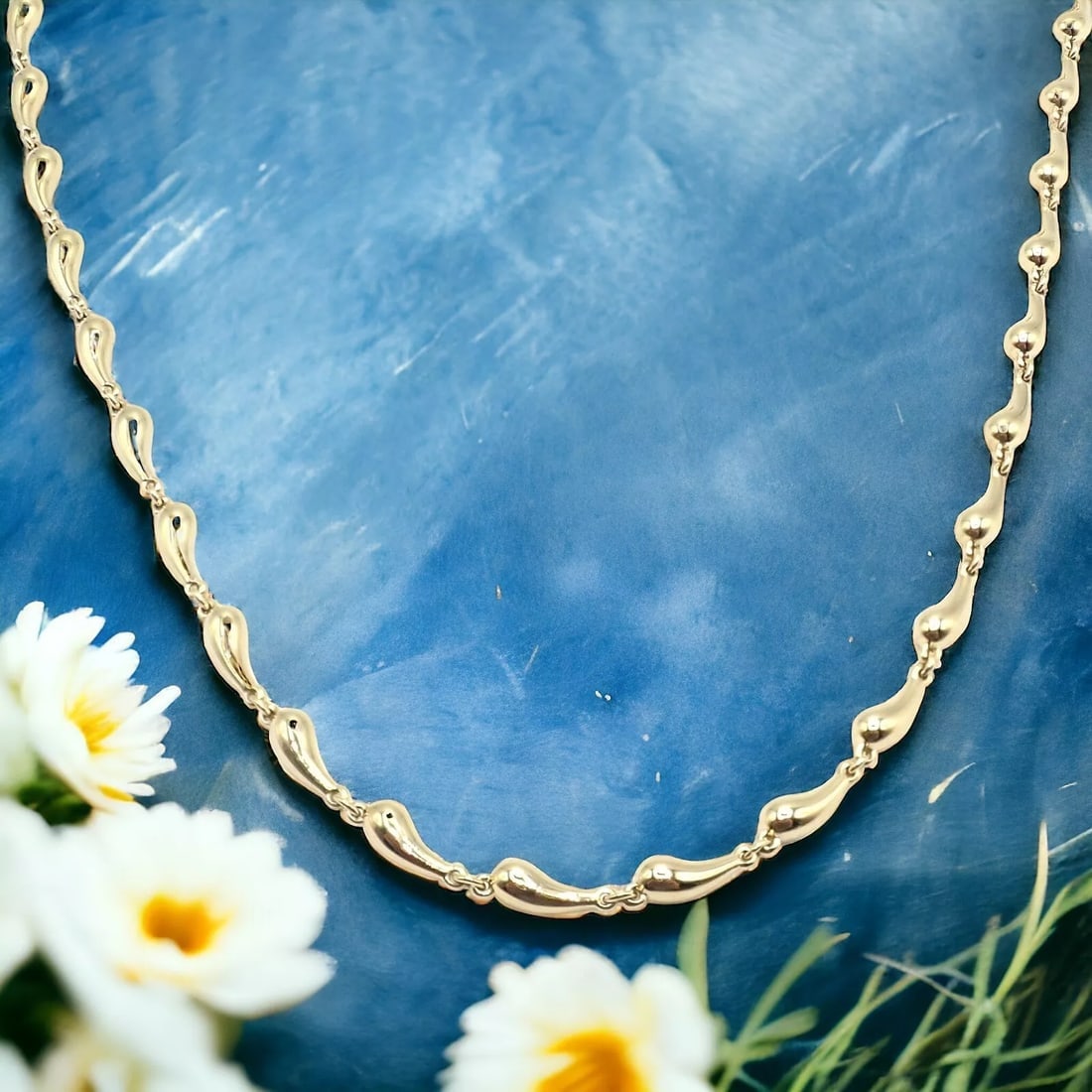 Authentic! Tiffany & Co Peretti 18k Yellow Gold Vintage Teardrop Necklace 15.75" - 2