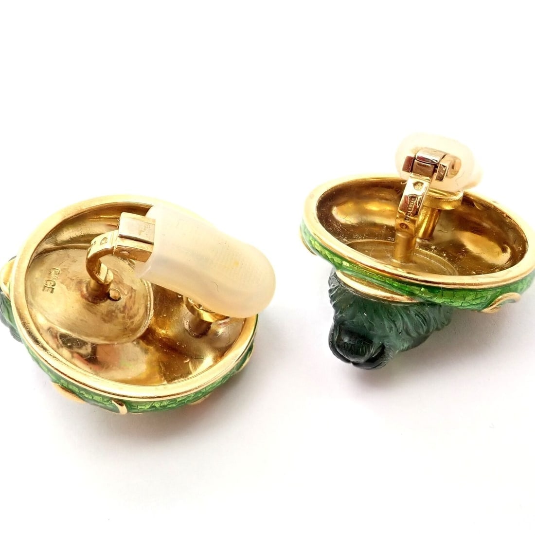 Elizabeth Gage 18k Yellow Gold Carved Green Tourmaline Enamel Lion Earrings - 5