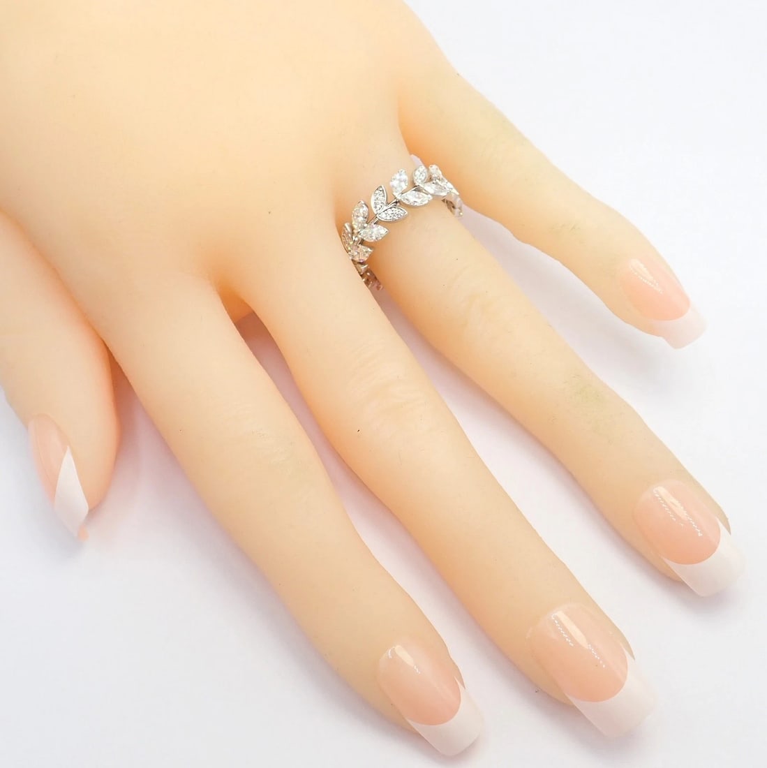 Authentic! Tiffany & Co Platlinum Victoria Vine Diamond 1.90ct Eternity Ring 7 - 4