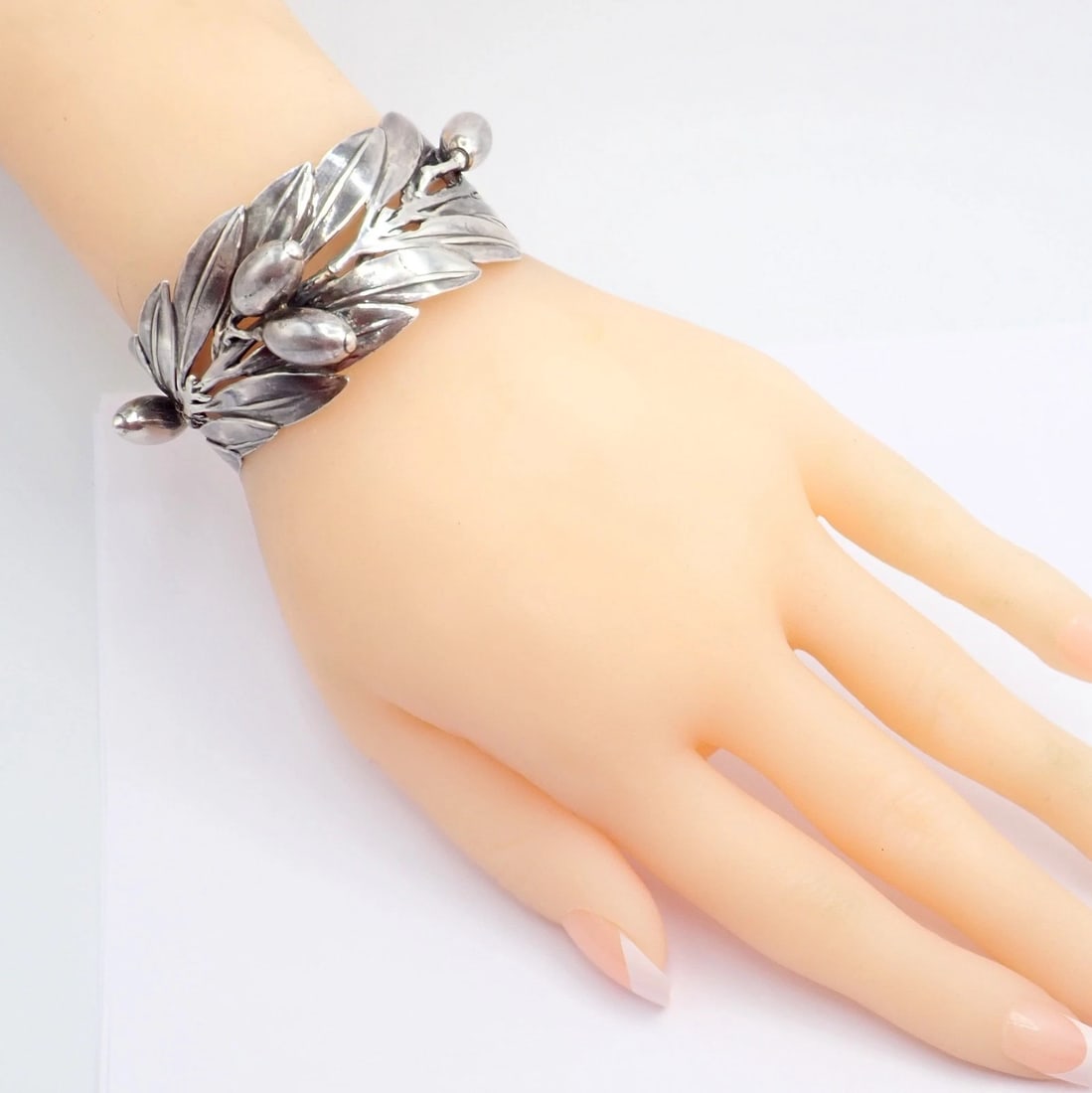 Rare! Vintage Mario Buccellati Silver Olive Leaf Branch Cuff Bracelet - 4
