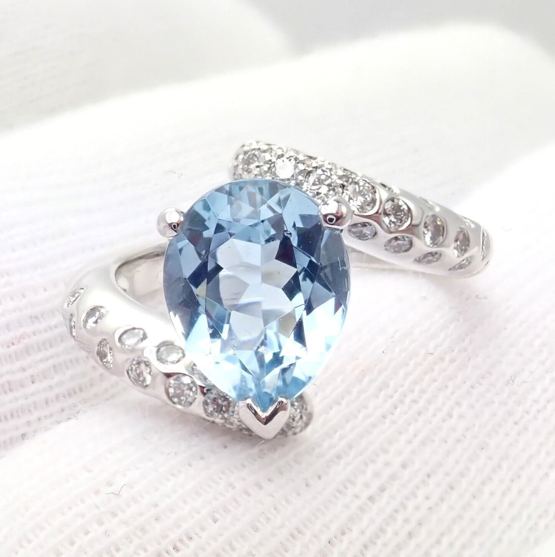 Authentic! Chanel Comete Star 18k White Gold Diamond 2.25ct Aquamarine Ring - 6