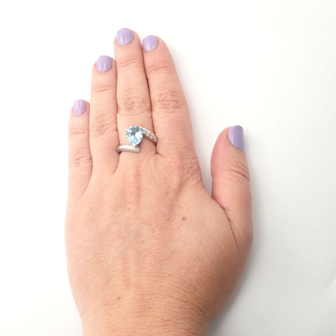 Authentic! Chanel Comete Star 18k White Gold Diamond 2.25ct Aquamarine Ring - 9