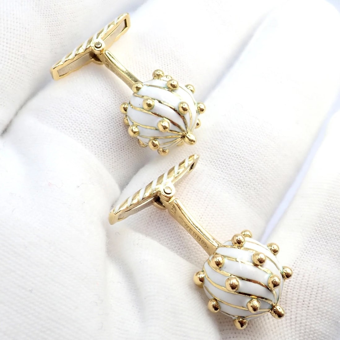 Vintage! David Webb 18k Yellow Gold White Enamel Ball Spike Cufflinks - 6