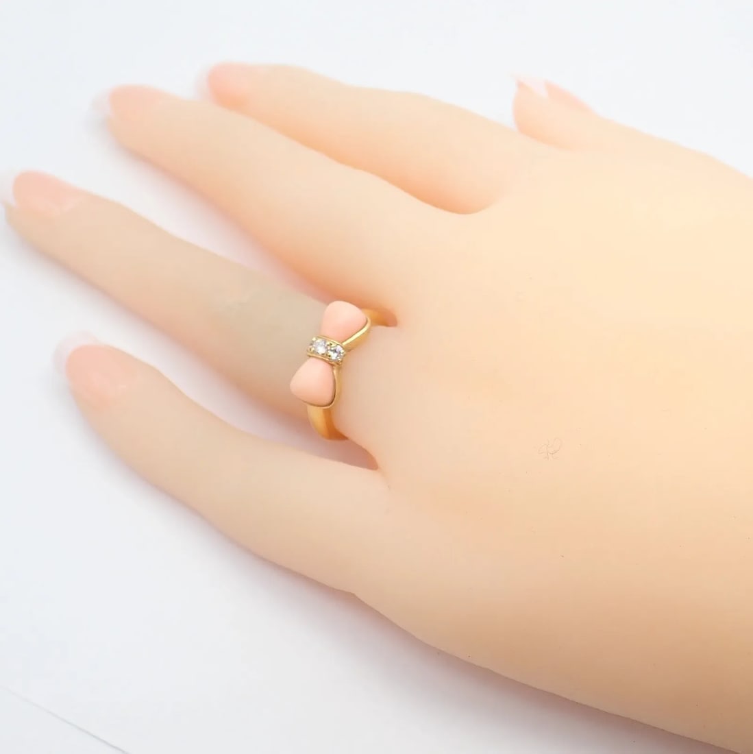 Rare! Authentic Van Cleef & Arpels 18k Yellow Gold Coral Diamond Bow Ring sz 5 - 3
