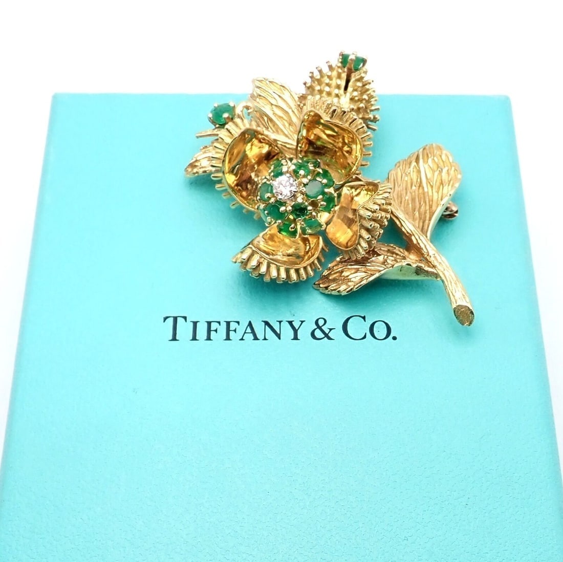 Rare! Tiffany & Co 18k Yellow Gold Diamond Emerald Flower Night & Day Brooch Pin - 3