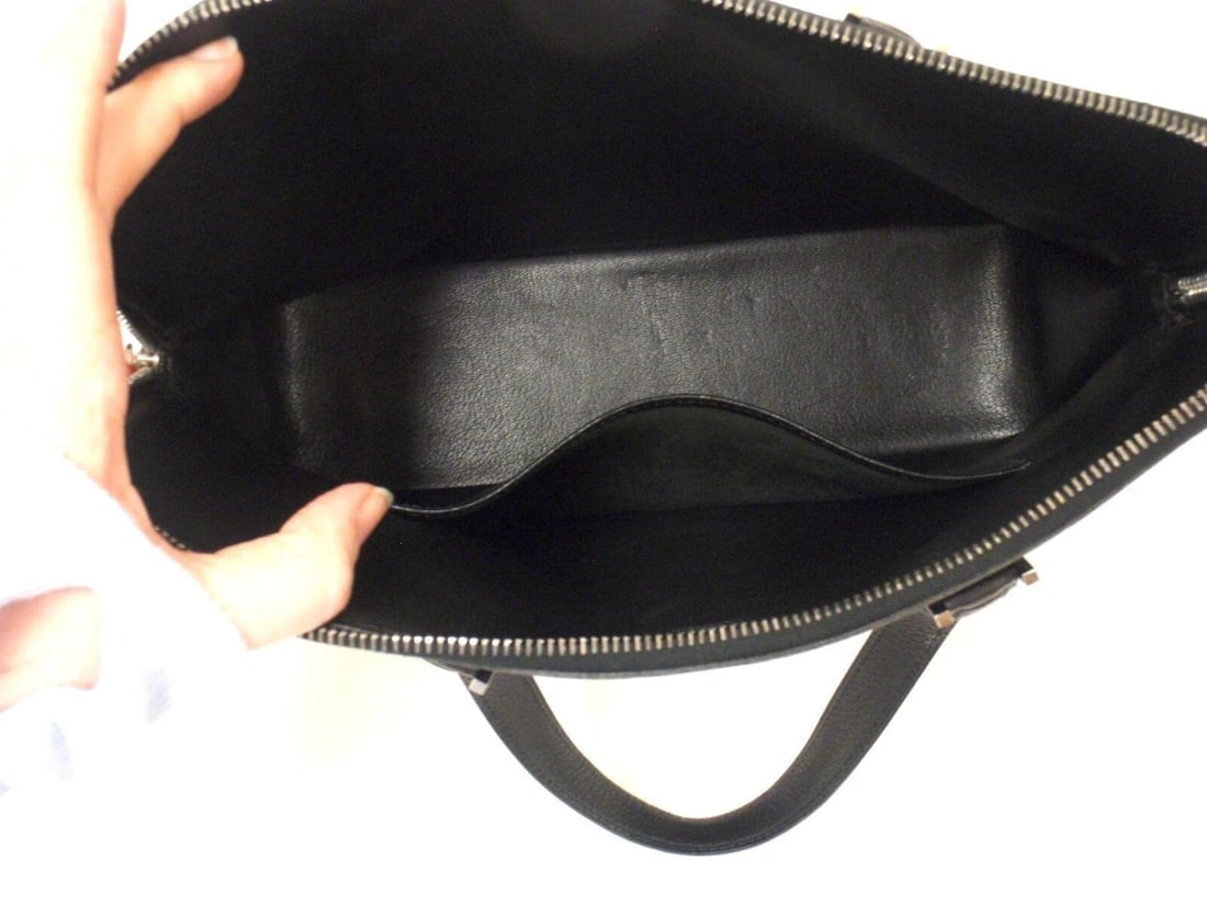 EXCELLENT CONDITION HERMES BLACK CHEVRE LEATHER ESCAPADE HANDBAG - 7