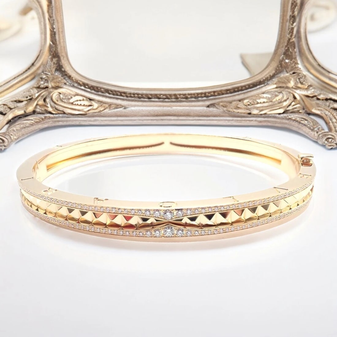 Authentic! Bulgari Bvlgari B.Zero1 Rock 18k Yellow Gold Diamond Bangle Bracelet - 2
