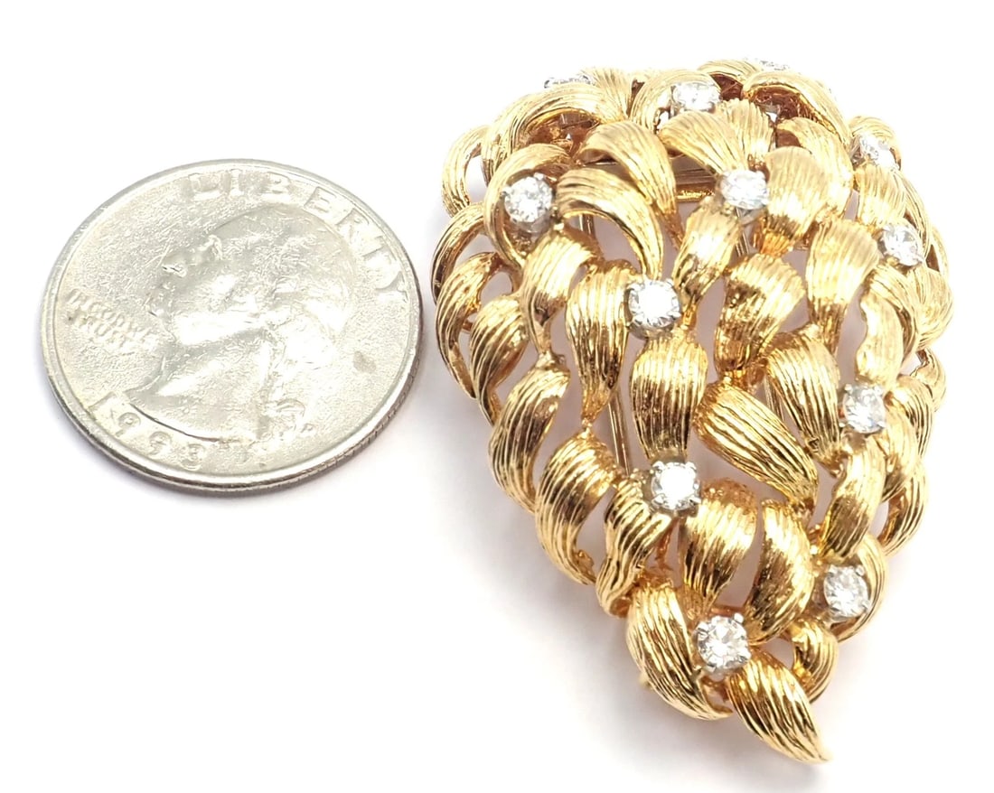 Authentic! David Webb 18k Yellow Gold Diamond Large Brooch - 7