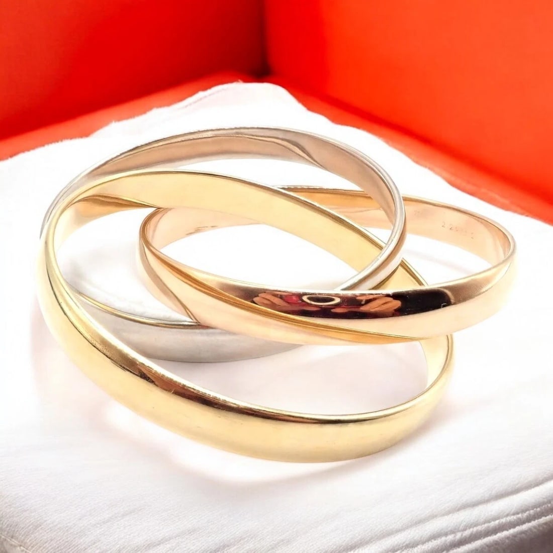 Authentic! Cartier 18k Tricolor Gold 101.5 Grams Rolling Trinity Bangle Bracelet - 2